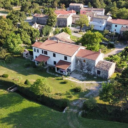 Apartmani Aldo Roč Extérieur photo