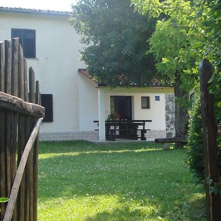 Apartmani Aldo Roč Extérieur photo